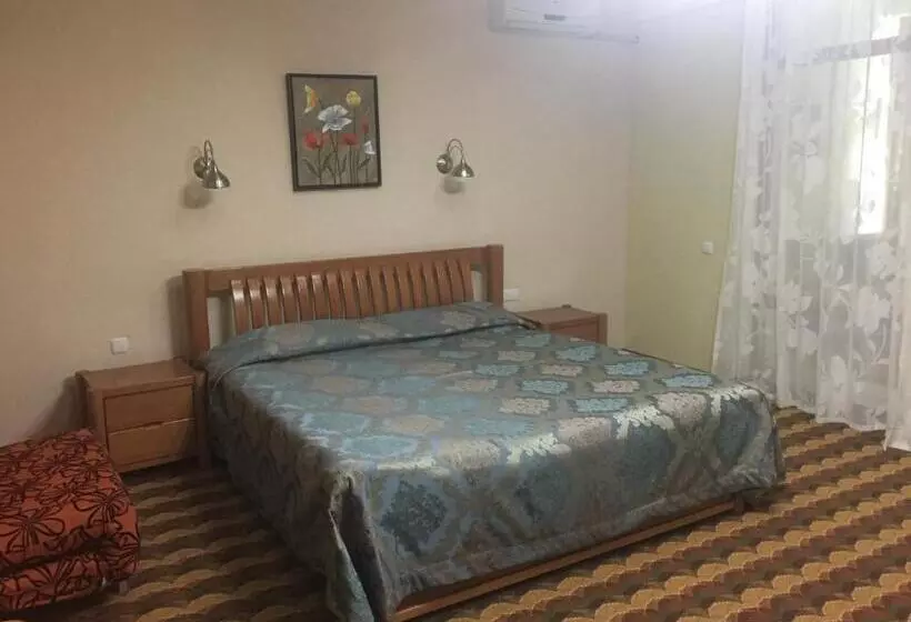 ユースホステル Green Canyon Uzbekistan