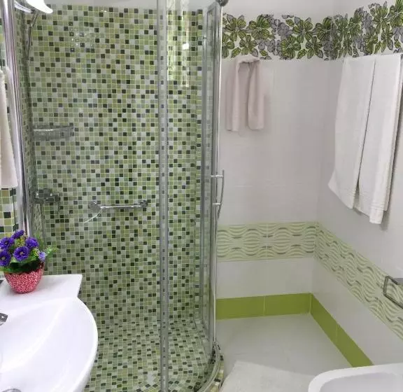 ユースホステル Green Canyon Uzbekistan