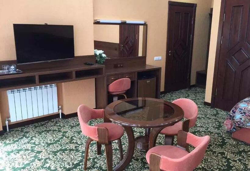 ユースホステル Green Canyon Uzbekistan