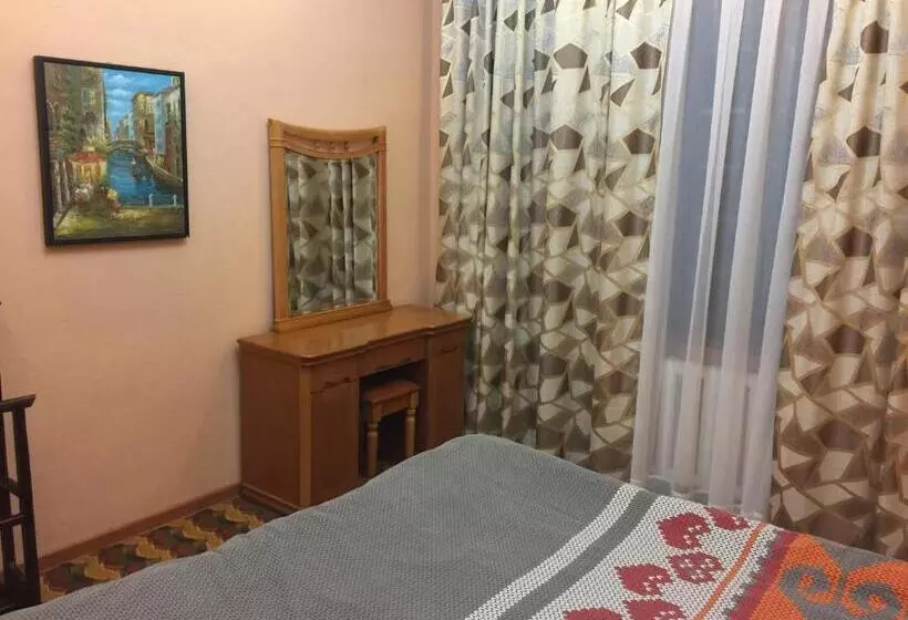 ユースホステル Green Canyon Uzbekistan