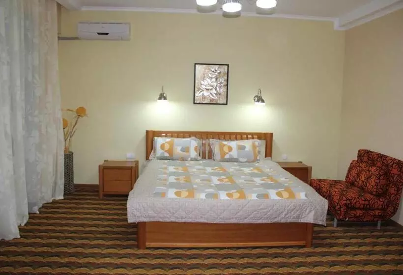 ユースホステル Green Canyon Uzbekistan