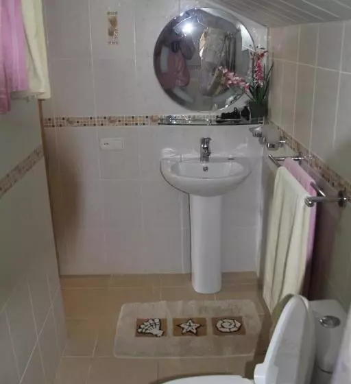 ユースホステル Green Canyon Uzbekistan