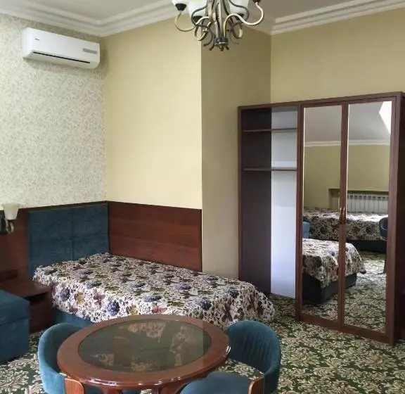 ユースホステル Green Canyon Uzbekistan