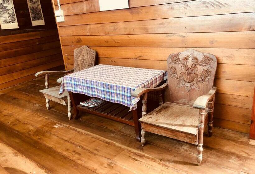 Alberg Huen Sabaidee Soi 8