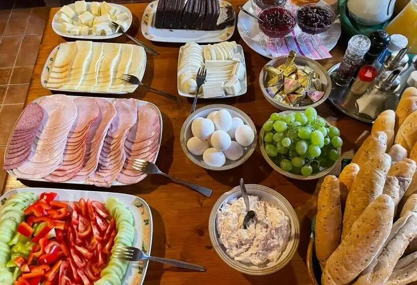 Retkeilymaja Penzion Na Bělidle