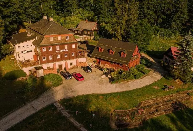 Retkeilymaja Penzion Na Bělidle