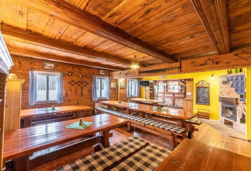 Retkeilymaja Penzion Na Bělidle