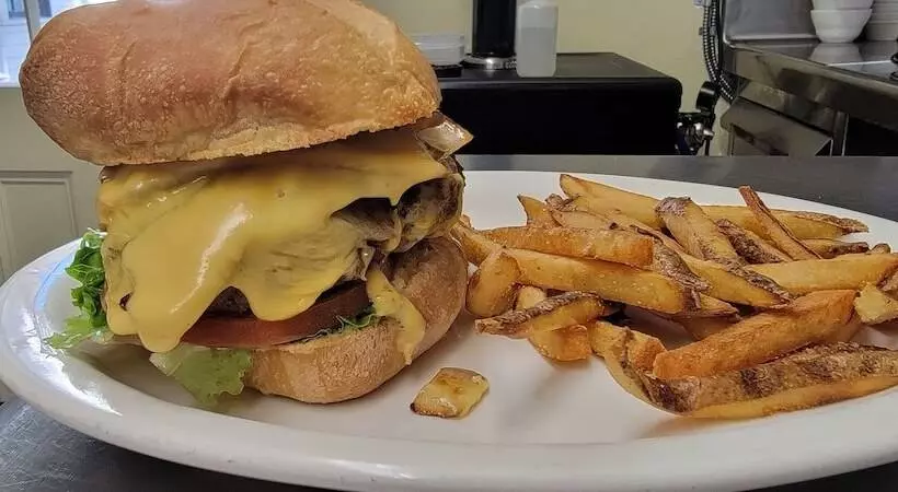 Retkeilymaja Wolf Creek Inn & Tavern