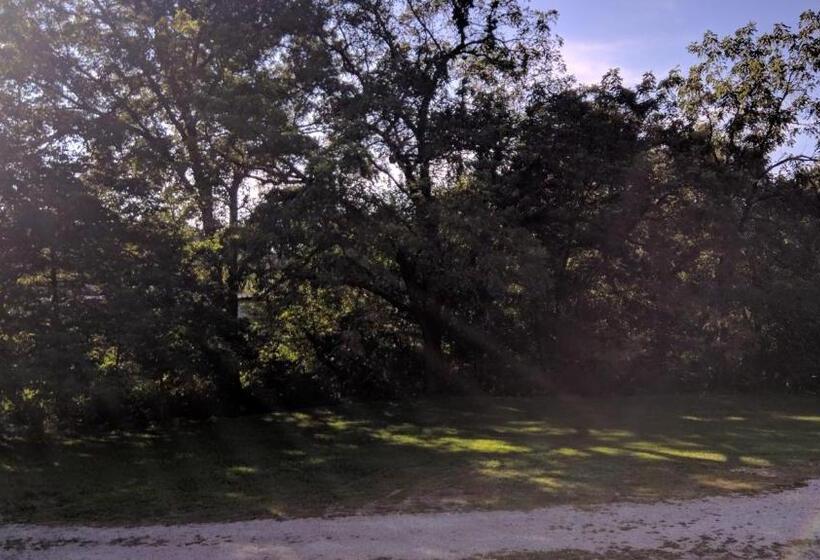 مبيت وإفطار The Sugar Creek Retreat