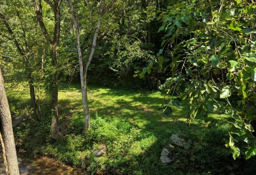 مبيت وإفطار The Sugar Creek Retreat