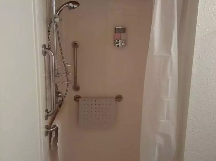 Hotelli Comfort Zone Inn