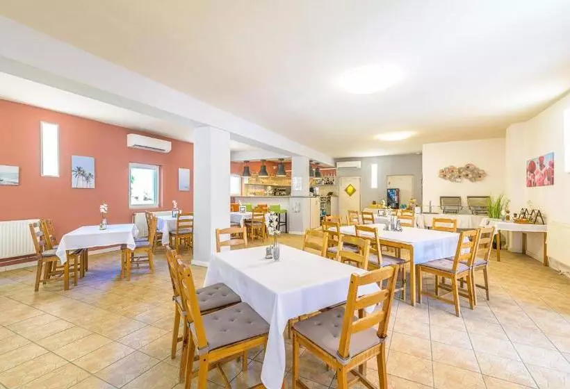 ホテル Herczeg Udvarház Poroszló