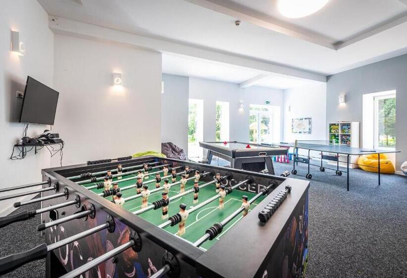 Отель Herczeg Udvarház Poroszló