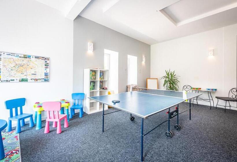 Отель Herczeg Udvarház Poroszló