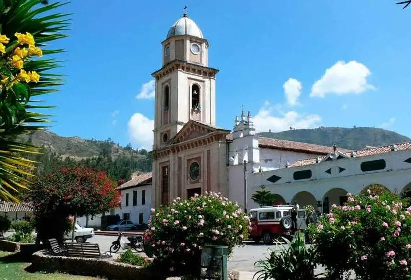 Hotelli Itzamana