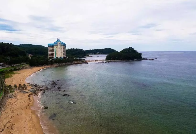 هتل Kumgangsan Condo Sokcho