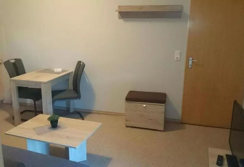 Hotelli Landgasthof Und Pension Zum Löwen