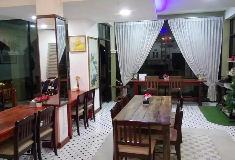 ホテル Landmark Maha Sarakham