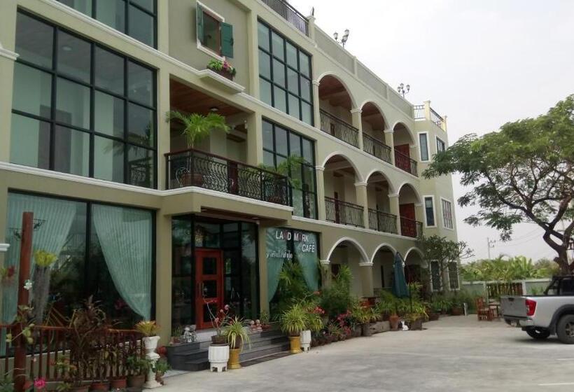 ホテル Landmark Maha Sarakham