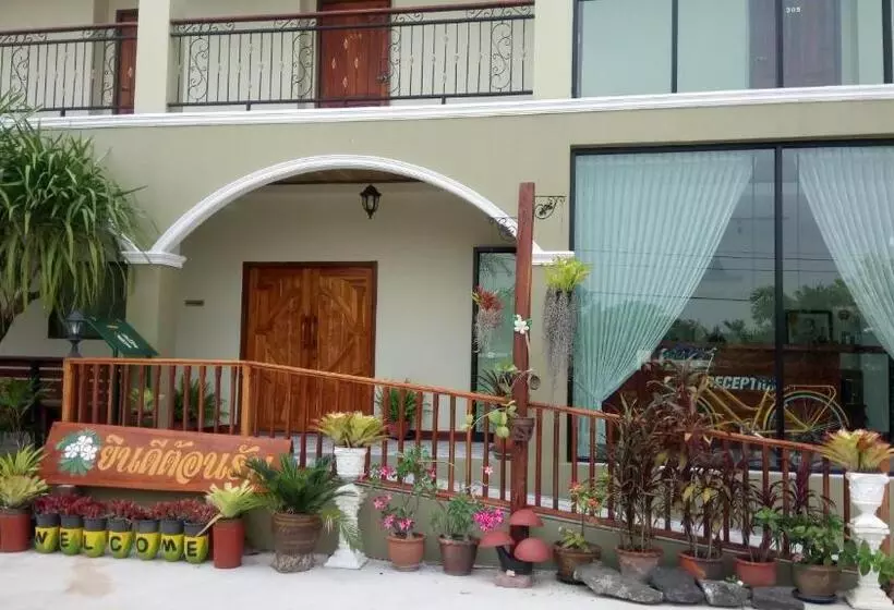 ホテル Landmark Maha Sarakham