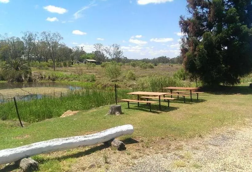 Hotelli Mundubbera Billabong Motor Inn