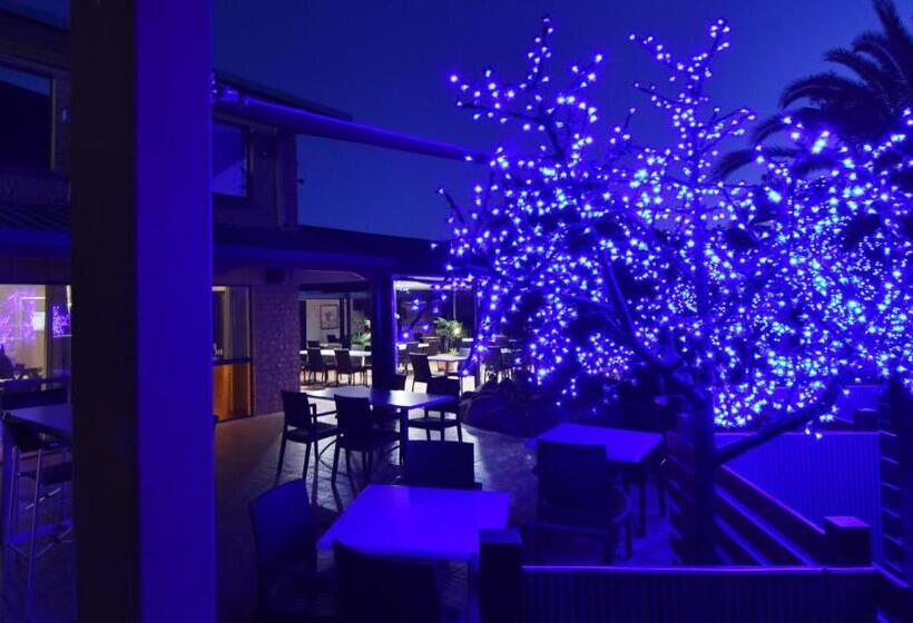 Отель Mundubbera Billabong Motor Inn