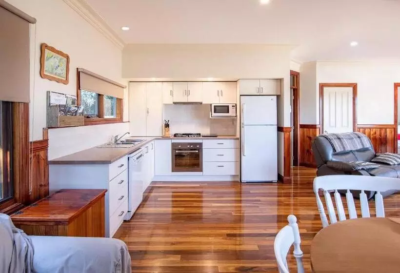 Hotelli Raynella Alpaca Farmstay
