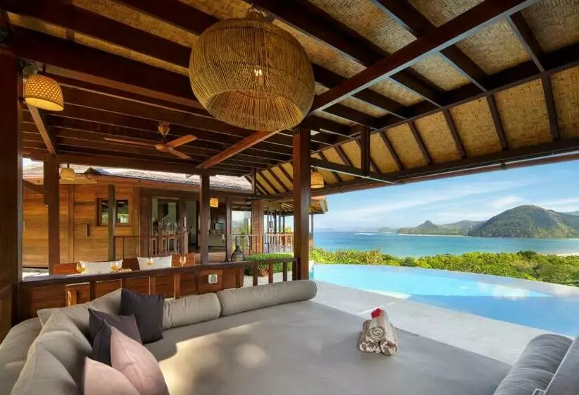 ホテル Sempiak Seaside Resort