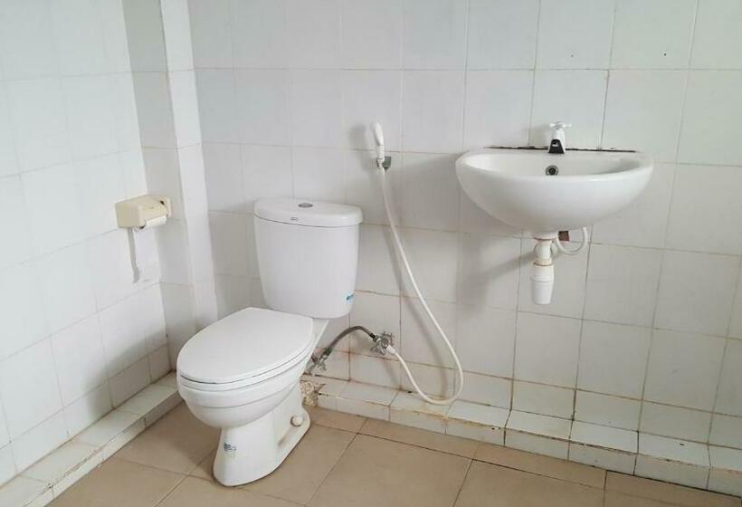 בית מלון כפרי Spear Villa