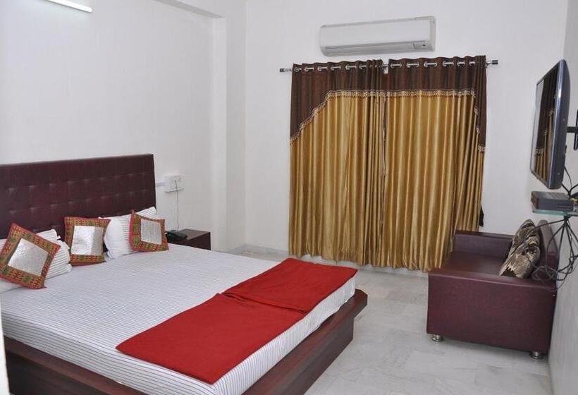 Hotel Sunshine Palace