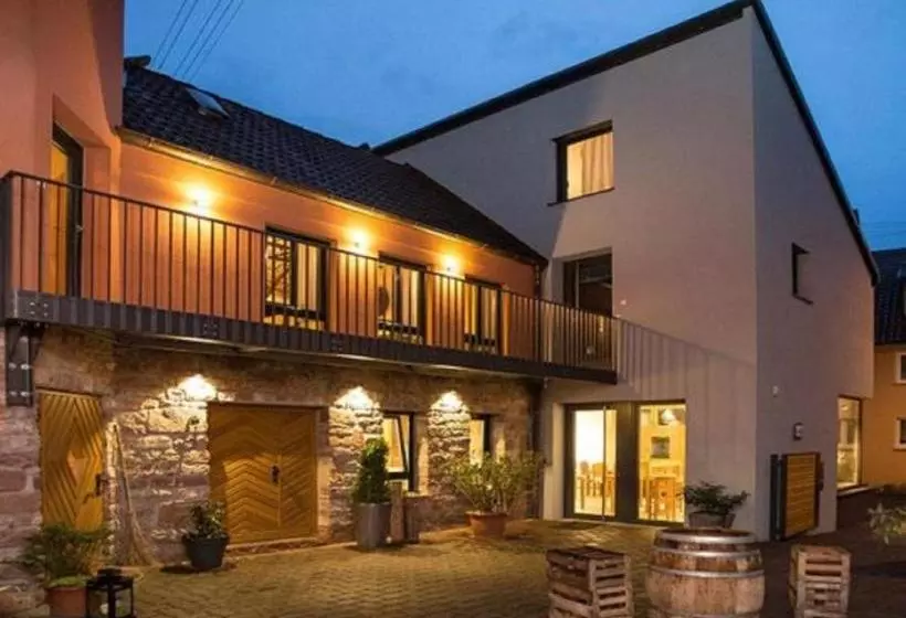 Hotelli Weingut Blank