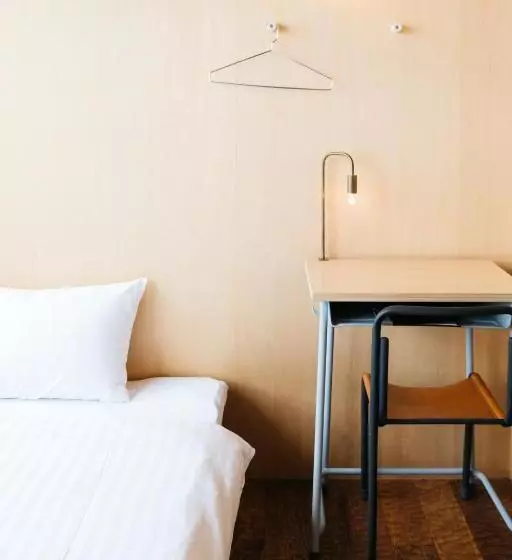 Iwashi Building Hostel