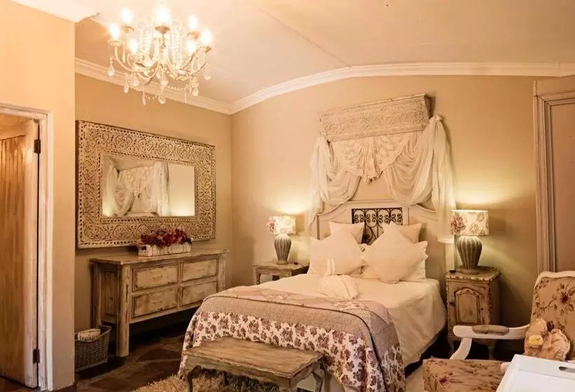 Majatalo De Loft Guesthouse