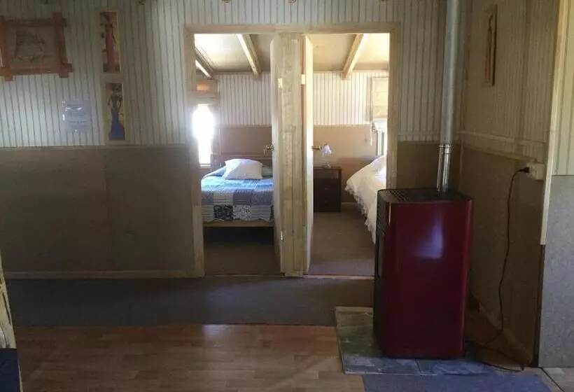 ペンション Hostal Y Cabañas Ventisquero