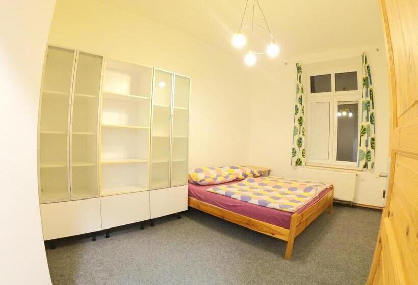 ペンション Penzion Sportino