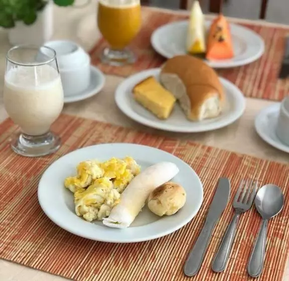 ペンション Pousada Rio Alegre