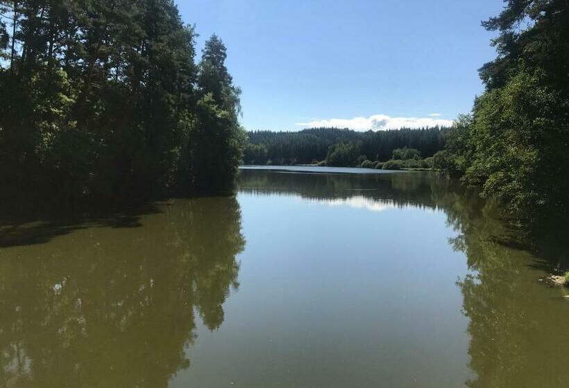 膳宿费 Zevlův Mlýn