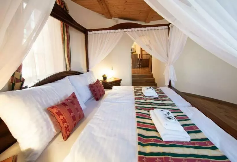 Residence Safari Resort   Chateau