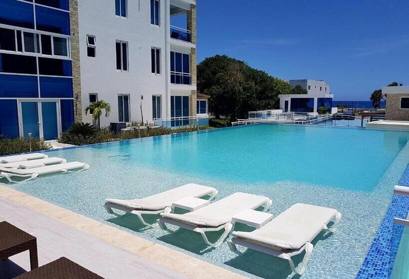 استراحتگاه Koko And Suzy's Ocean Dream