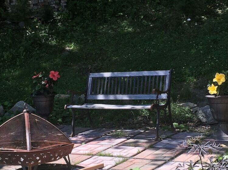 فندق صغير Auberge Le Four à Pain