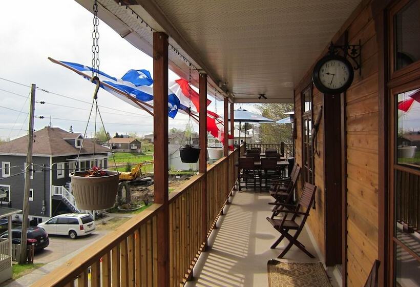 فندق صغير Auberge Le Four à Pain