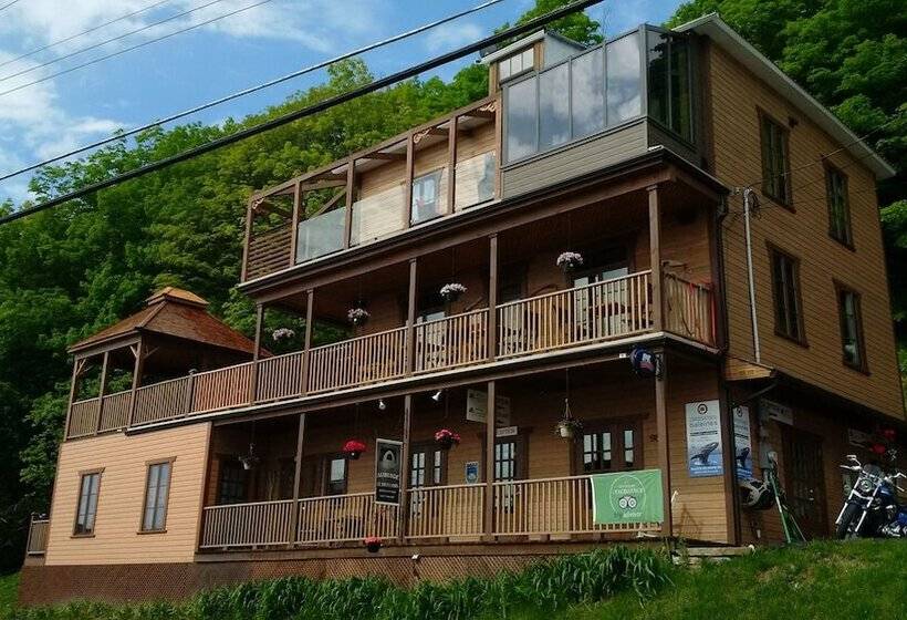 فندق صغير Auberge Le Four à Pain