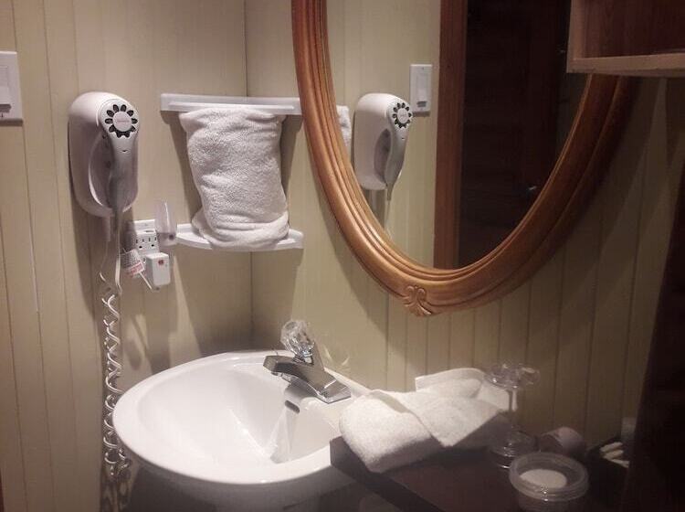 فندق صغير Auberge Le Four à Pain