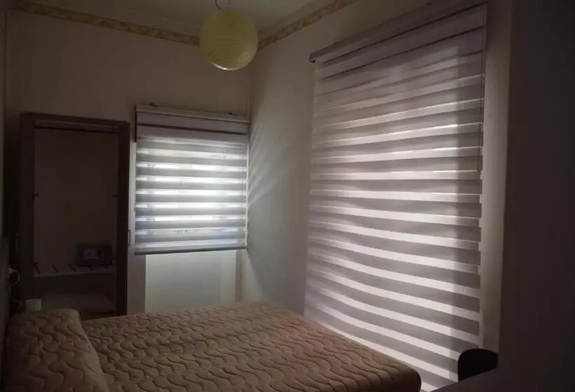 Retkeilymaja Locanda Pezzolla