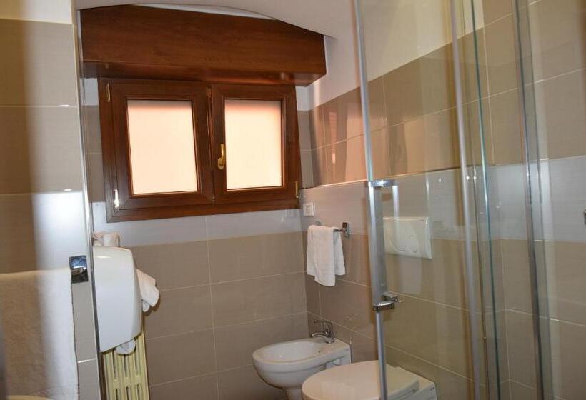 Общежитие Locanda Pezzolla