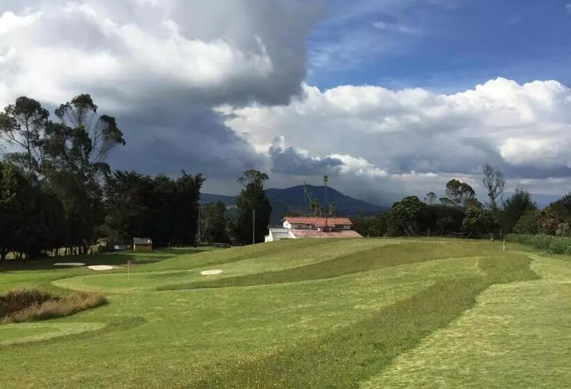 Aamiaismajoitus (B&B) Hobu Montaña