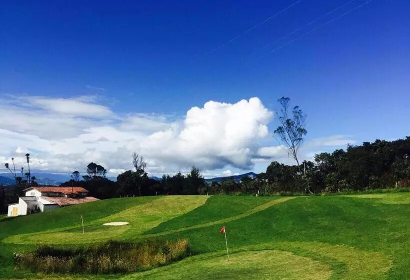 Aamiaismajoitus (B&B) Hobu Montaña