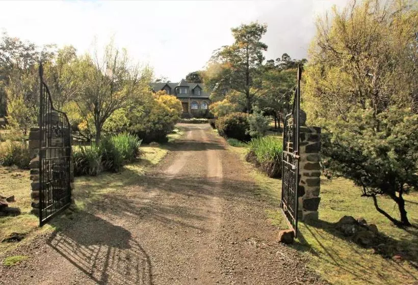 ベッドアンドブレックファースト The Great House Bnb