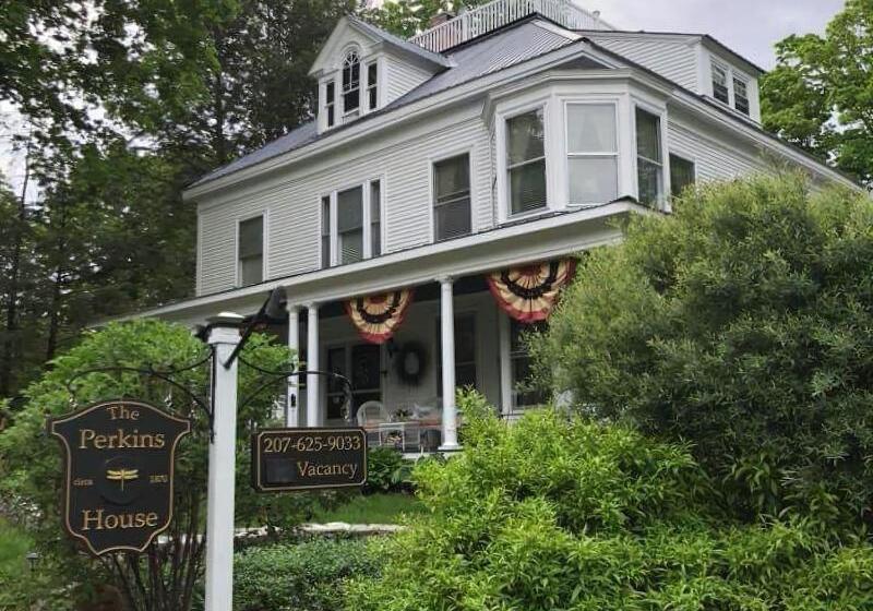 צימר The Perkins House