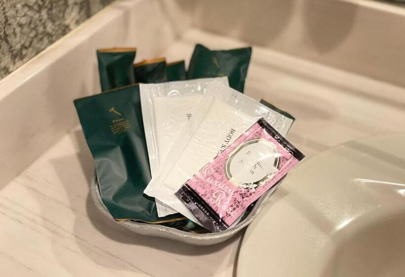 فندق Christmas Night At The Opera